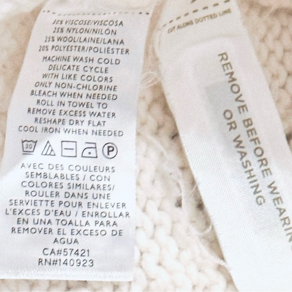 LOFT Small Whisper White Bobble Knit Wool Blend Long Sleeve Turtleneck Sweater - Picture 8 of 8